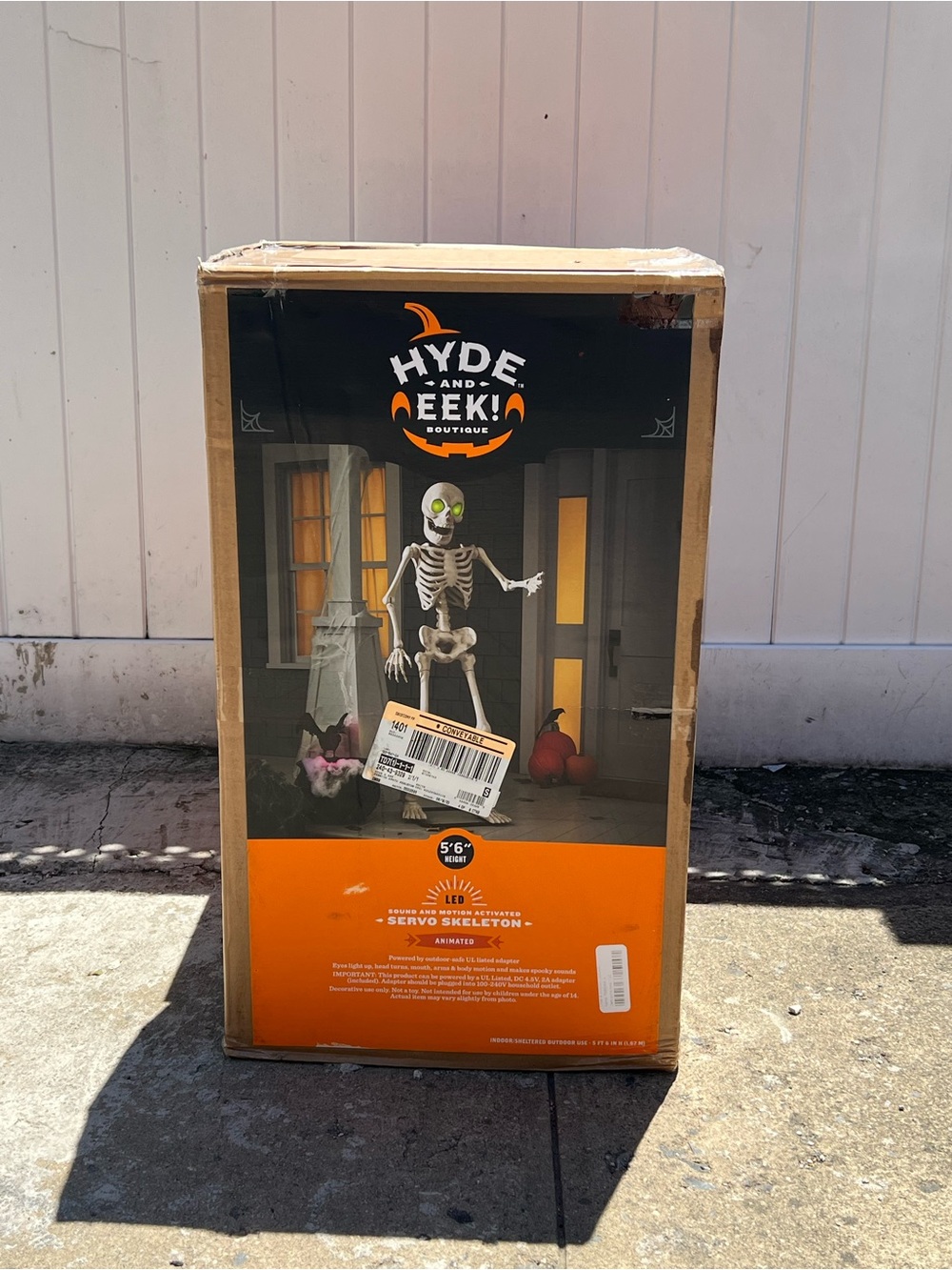 Hyde & Eek! 5'6" LED Servo Skeleton Halloween Decor - White